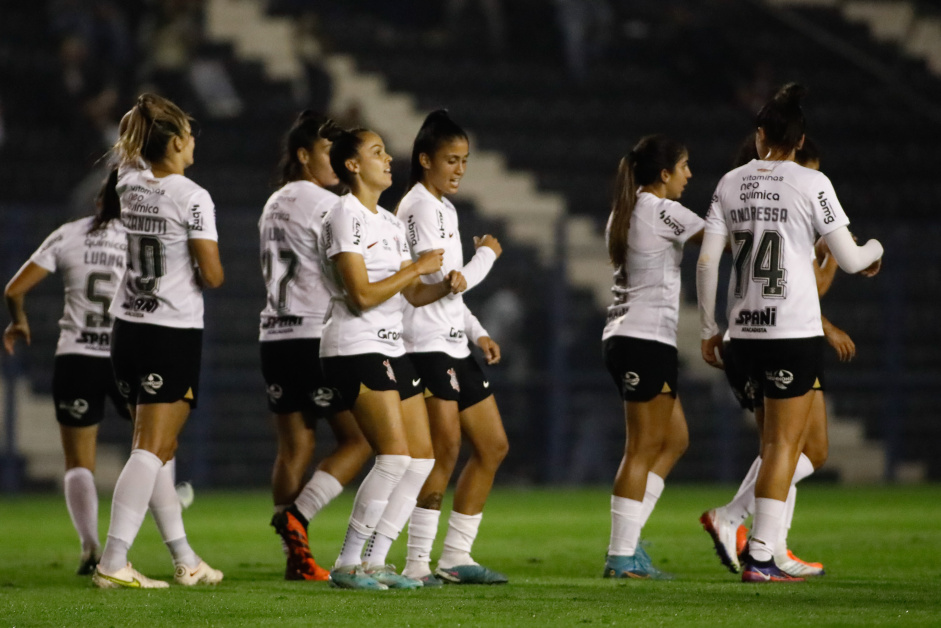 Corinthians tem mais da metade do elenco do time feminino com contrato apenas at o fim de 2023