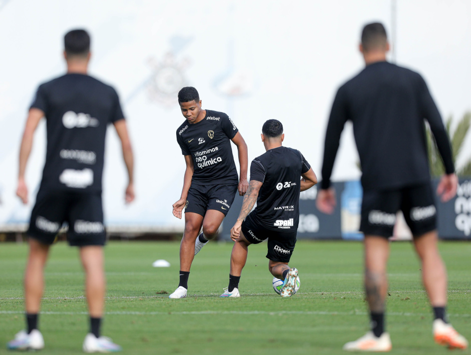 Wesley convoca a torcida para um dos jogos mais importantes do Corinthians  no ano