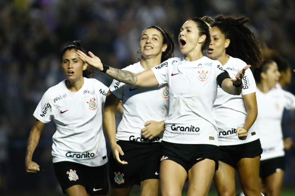 Jogos do time feminino do Corinthians seguirão sem presença de