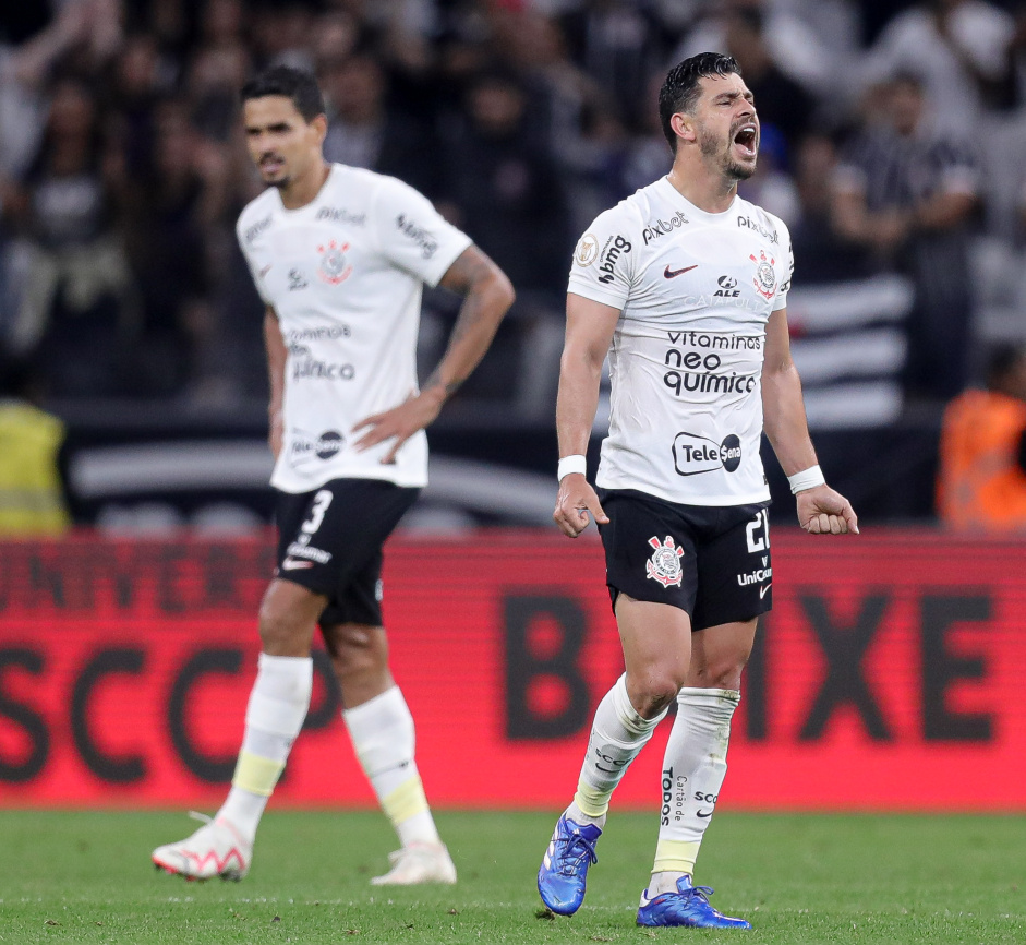 Giuliano avalia empate do Corinthians e reconhece momento