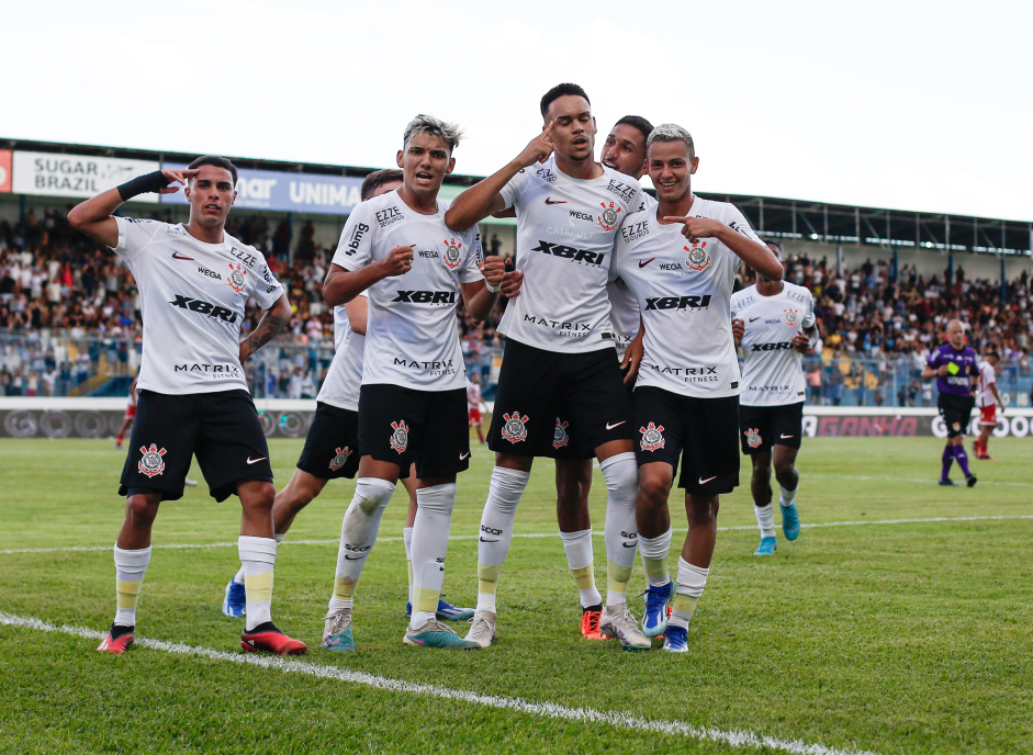 O Corinthians encerrou a fase de grupos da Copinha 2024 sem sofrer gols