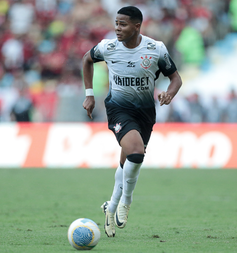 Wesley diante do Flamengo no Maracan