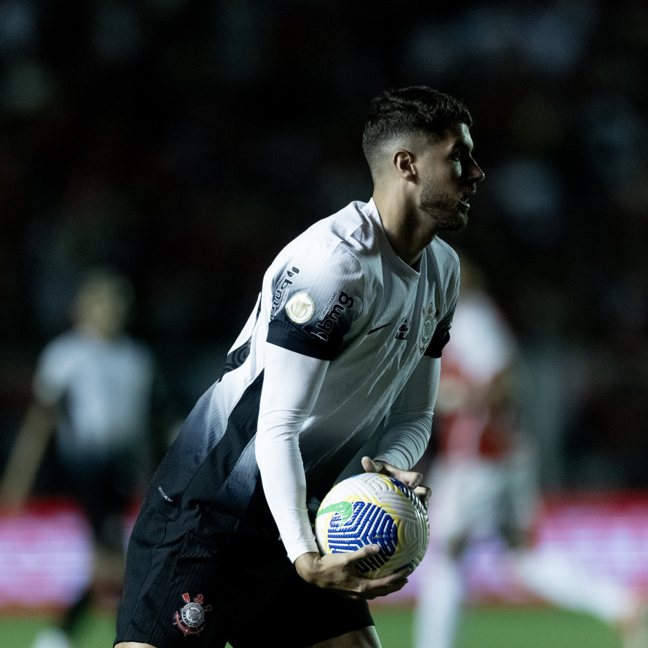 Pedro Raul durante jogo do Corinthians contra o Internacional