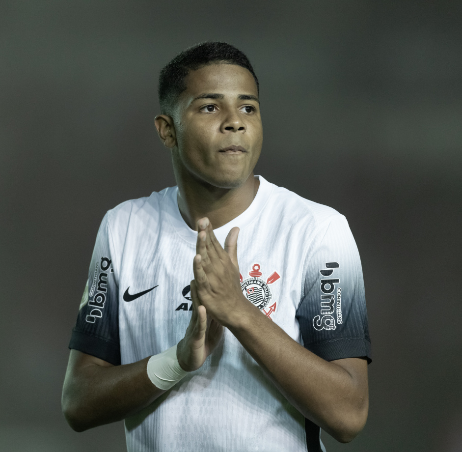 Wesley durante jogo do Corinthians contra o Internacional